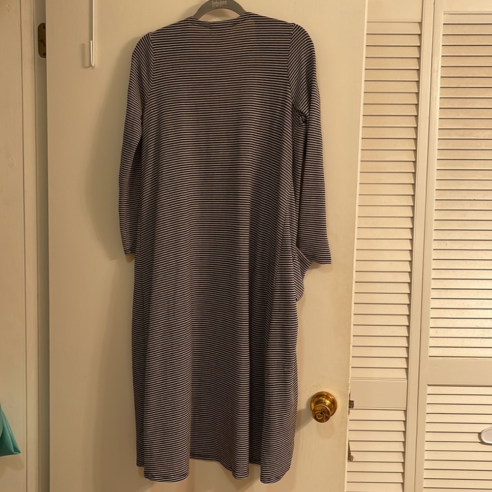 Lularoe Sarah - Picture 2 of 3